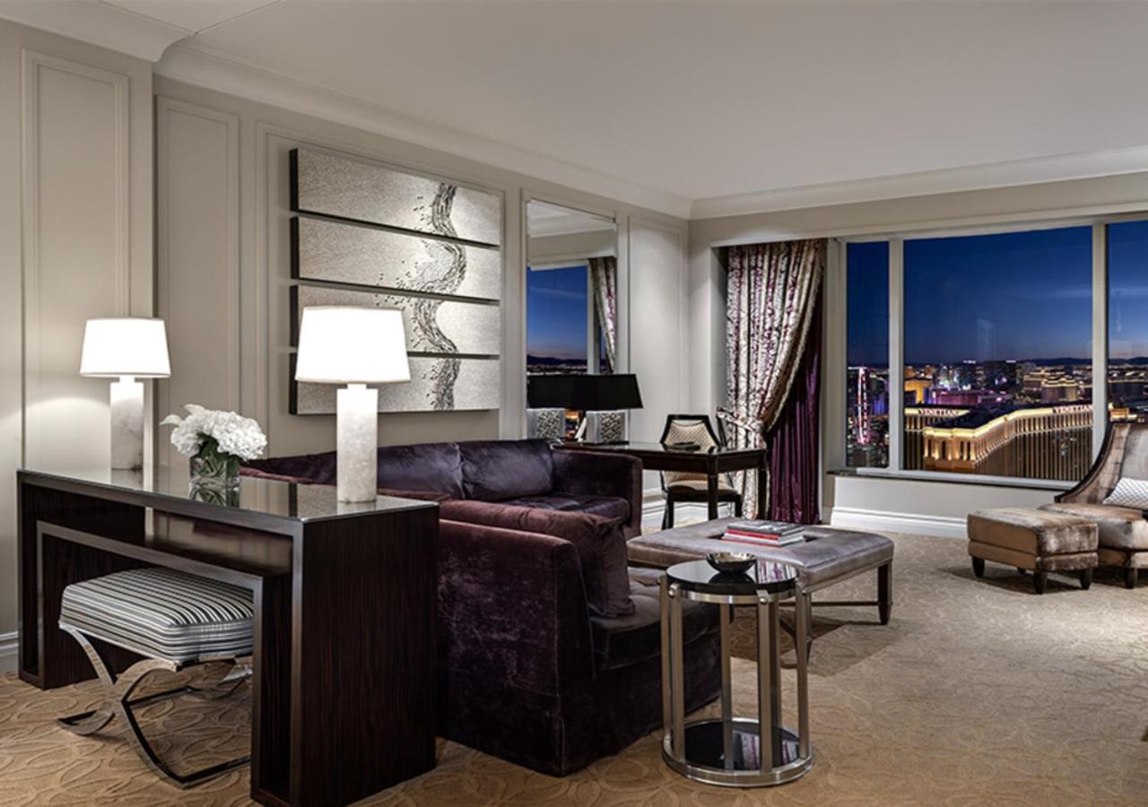 The Palazzo At The Venetian Hotel Las Vegas Exterior photo A suite at Wynn Las Vegas